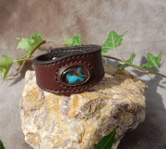 Bracelets en cuir perles résine 2 - Arrêt de gamme.