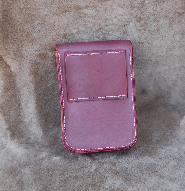 Pochette de ceinture femme en cuir pourpre - Arrêt de gamme