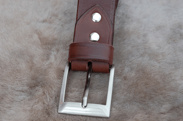 Ceinture en croupon de vachette marron foncé en 35 mm de large