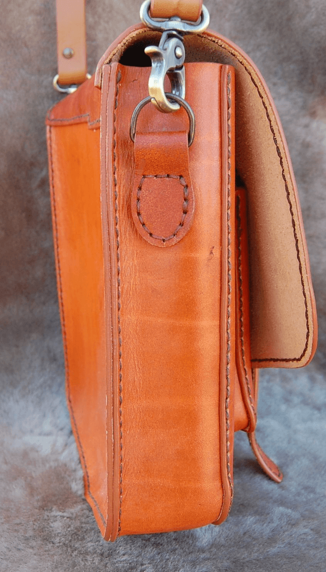 Grand sac en cuir motif tête de mort 