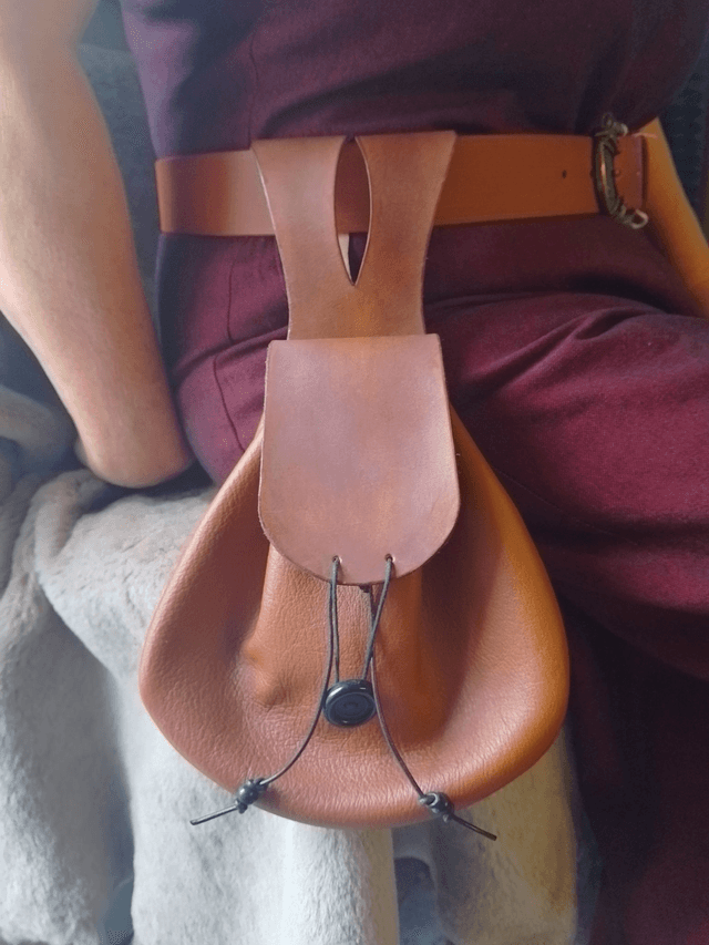  Sylvaine  en cuir