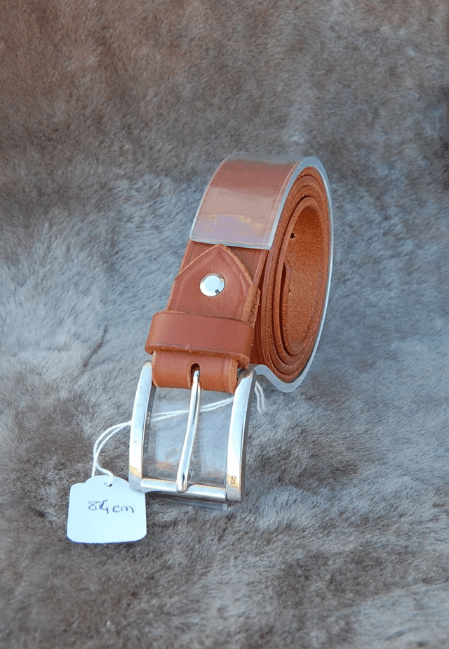 Ceintures en cuir croupon de vache ou de buffle tannage végétal en 30 mm de large marron clair
