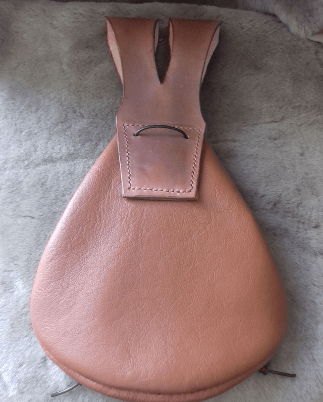  Sylvaine  en cuir