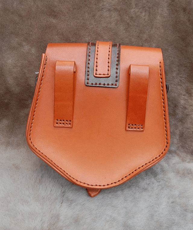 Pochette de ceinture cuir  trapézoidale