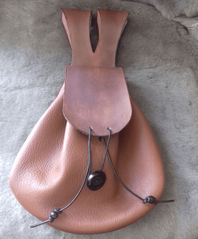  Sylvaine  en cuir
